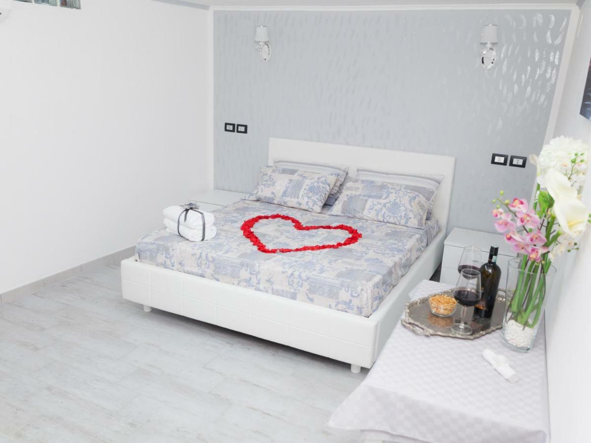 Short Lets Lulu Apartment แอร์โกลาโน ภายนอก รูปภาพ