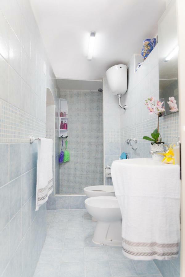 Short Lets Lulu Apartment แอร์โกลาโน ภายนอก รูปภาพ